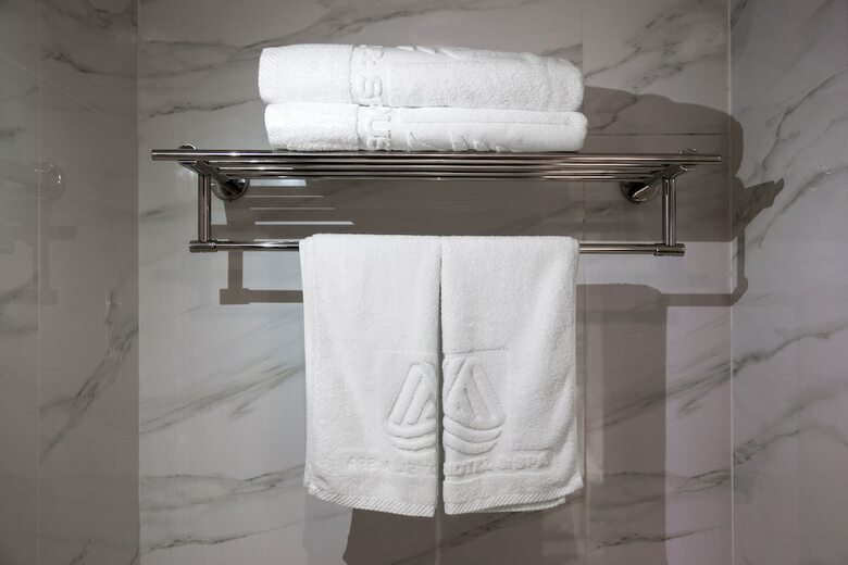 Acoustic Hotel & Spa