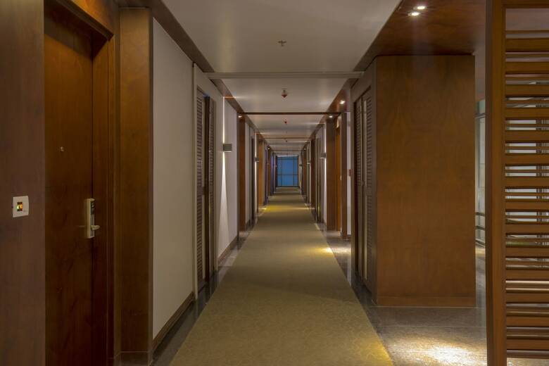 Hotel Zone By The Park Kolkata