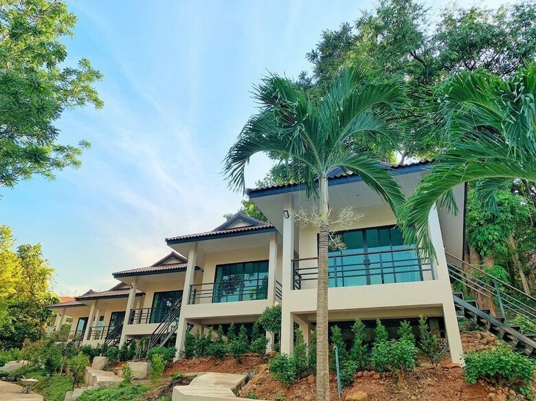 Hotel Naiya Beach Bungalow