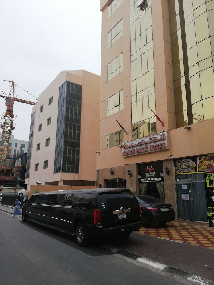 Kings Park Hotel