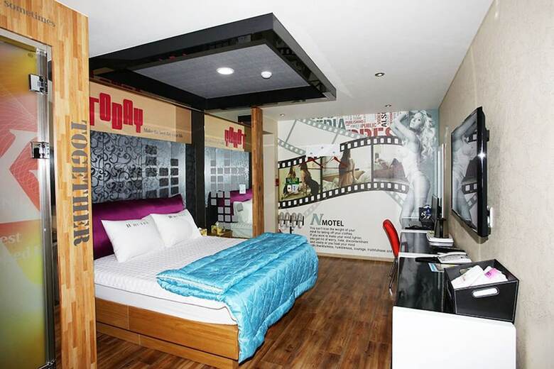 Hotel N Motel