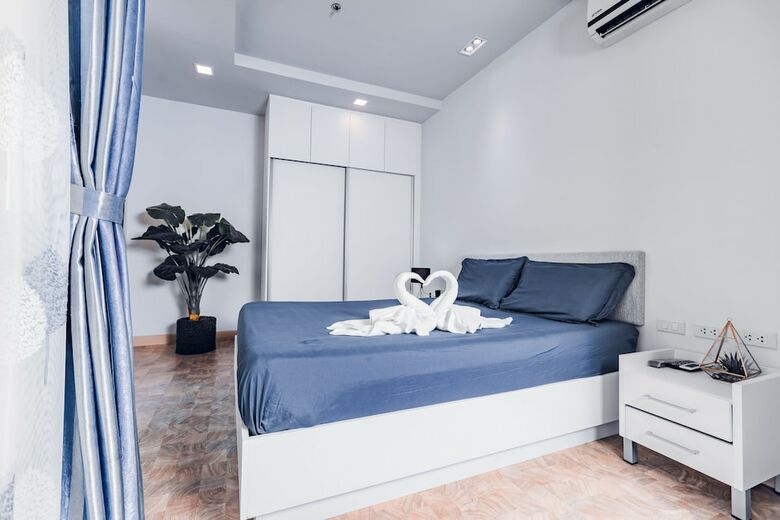 Yk Condotel Pattaya