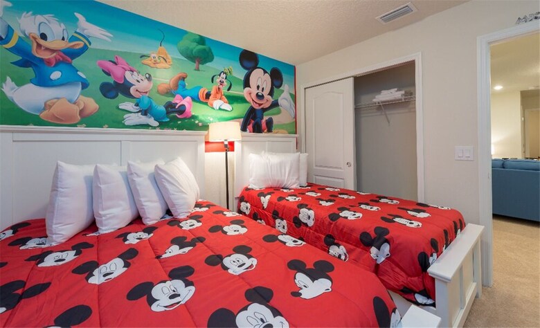 Villa Near Disney Dream Home With Pool