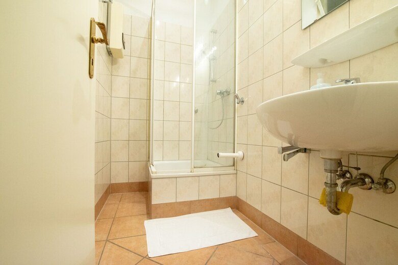 Large City Center Apartment