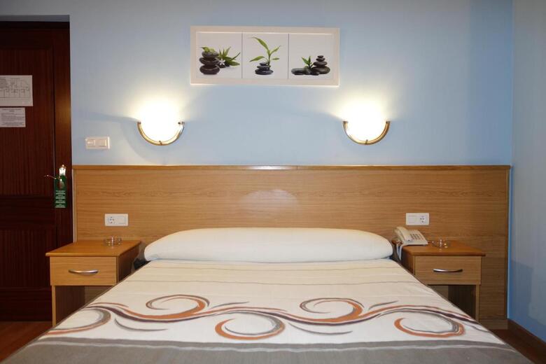 Hotel Reyes De Le�n