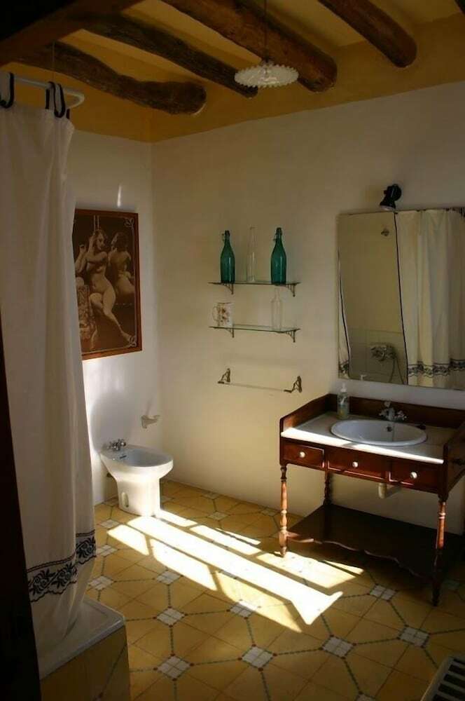 Hostal Las Chimeneas