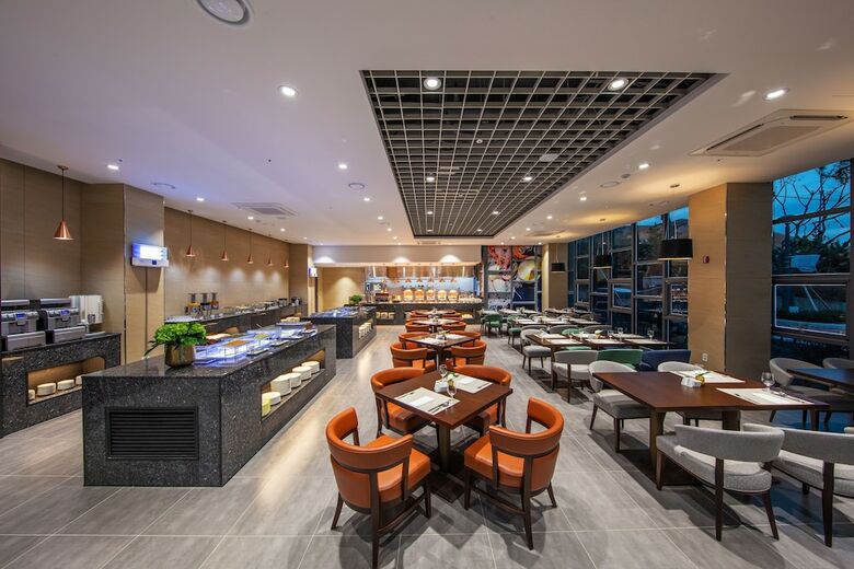 Ramada Hotel & Resort By Wyndham Gyeongju