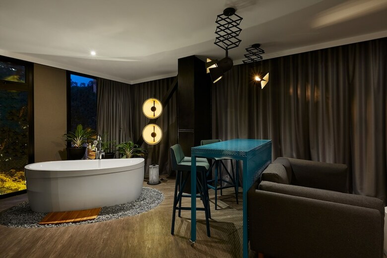 The Click Clack Hotel Medellin