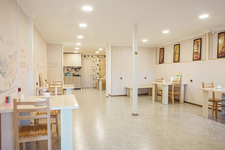Hostal Blossom Hostel