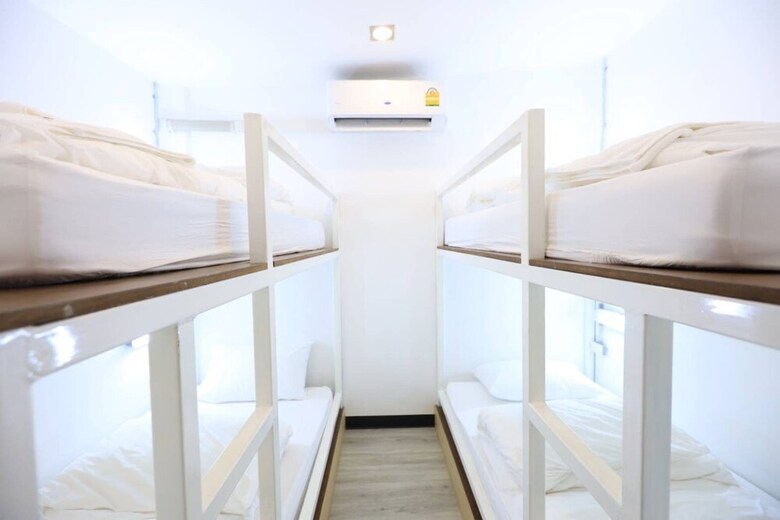 Hostal The Million Hostel 19