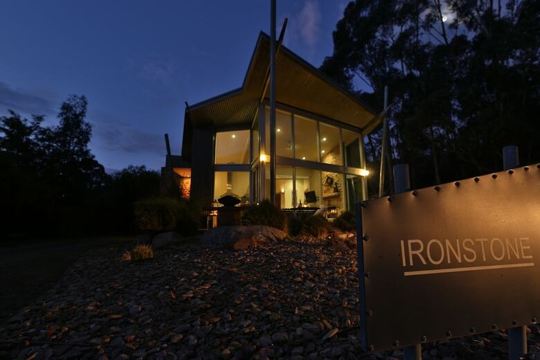 Ironstone Romantic Couples Retreat