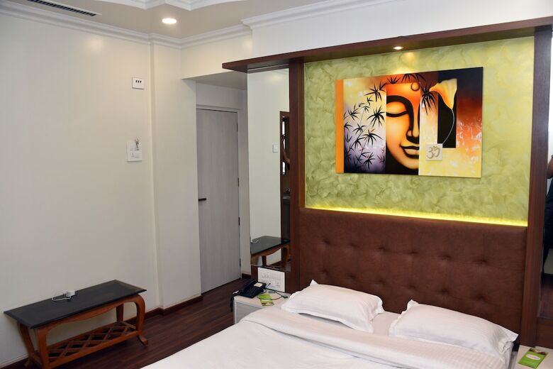 Hotel Sai Palace