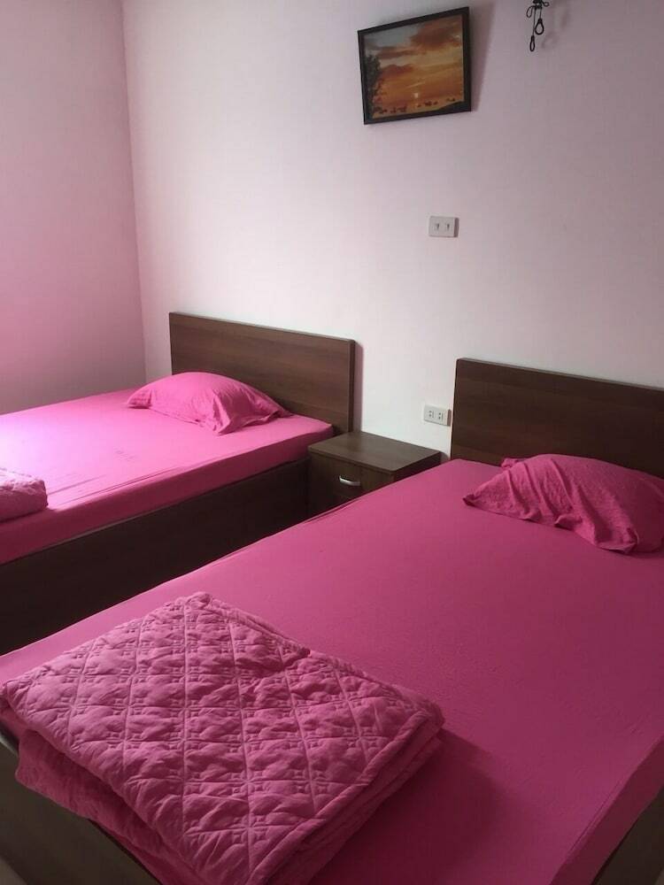 B Stay Hotel