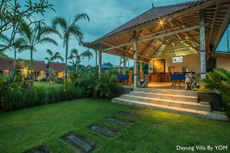 Bed & Breakfast Dayung Villas By Yom