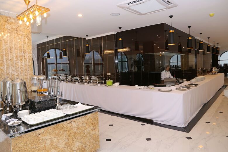 Phoenix Hotel