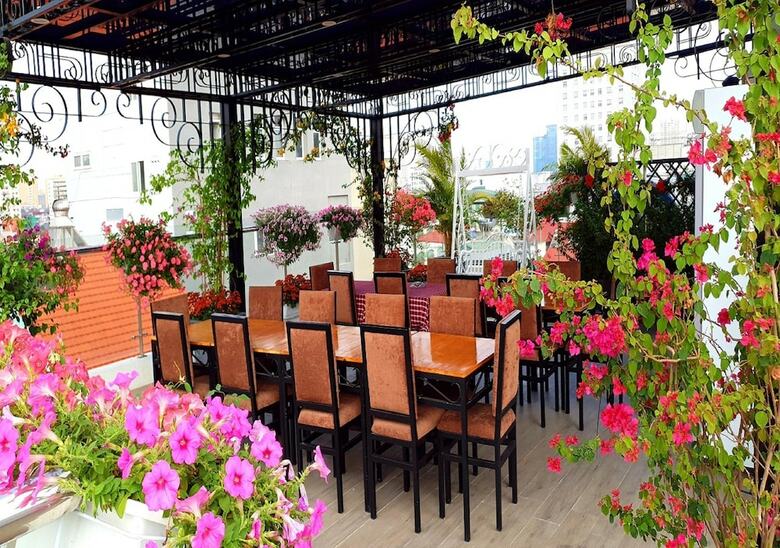 Newsky Serviced Apartment