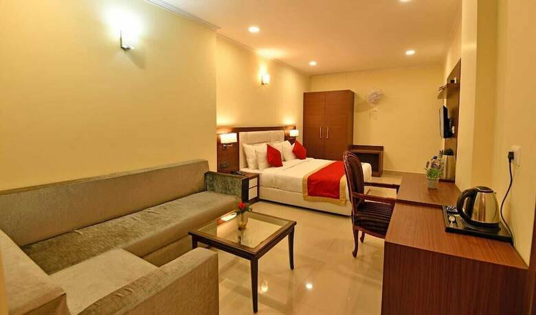 Hotel Clarks Residences Bhowali