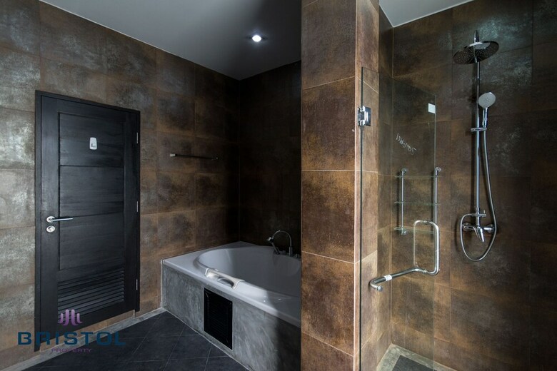 Kamala Contemporary 3 Bedrooms Pool Villa