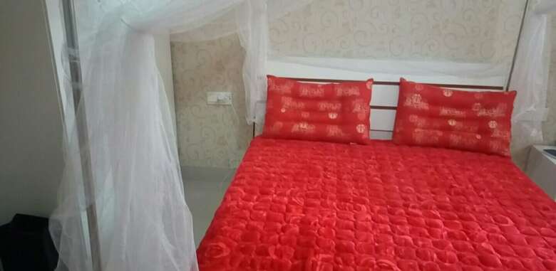 Hostal Comfortable And Gorgeous Garden Suites