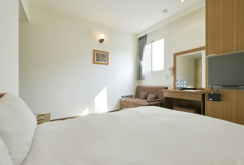 Raise Hotel Taichung