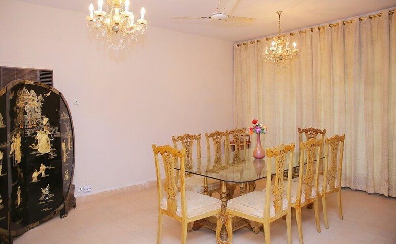Hotel Shawnze House