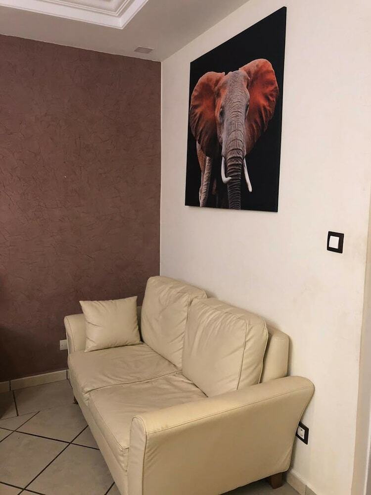 Hotel Stayplus Mermoz Pyrotechnique Niang