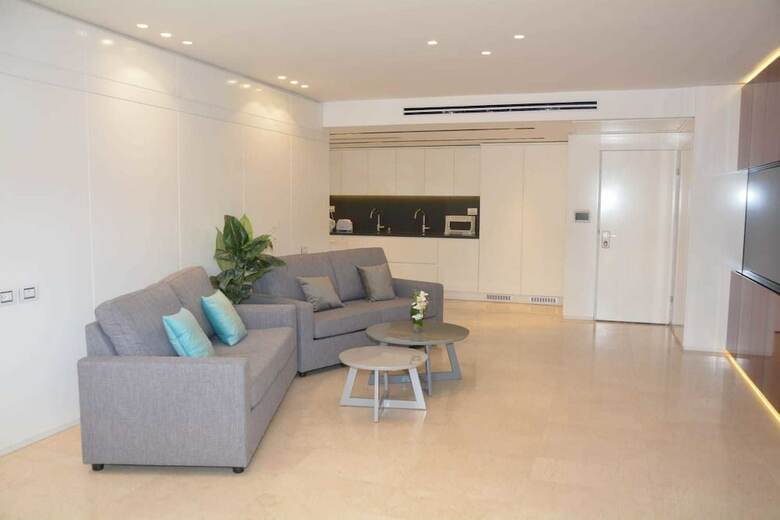 Apartamento Renovated White 3bd Next To Beach - Pool
