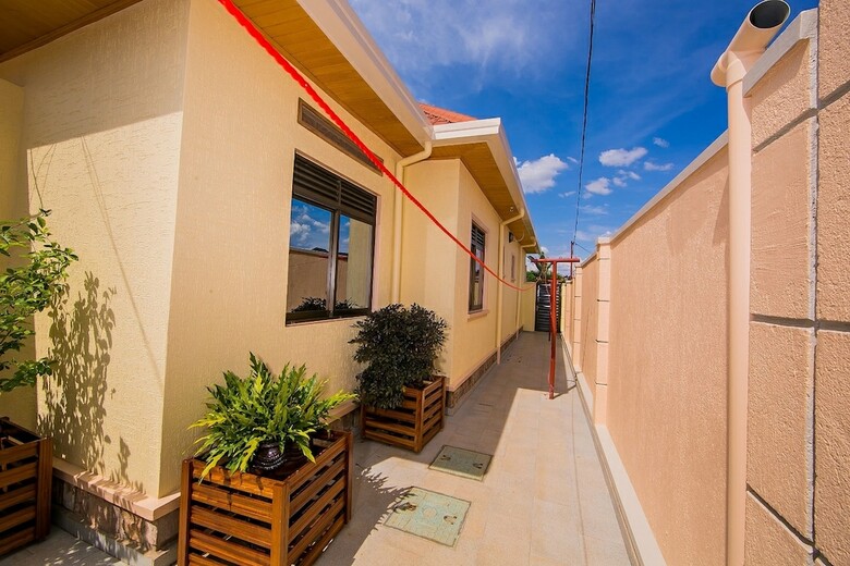 Hotel Nyumbani Cottages