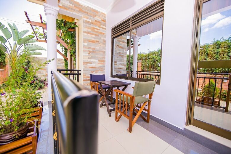 Hotel Nyumbani Cottages