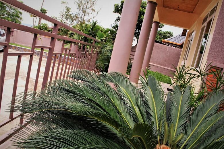 Hotel Kimenyi Home