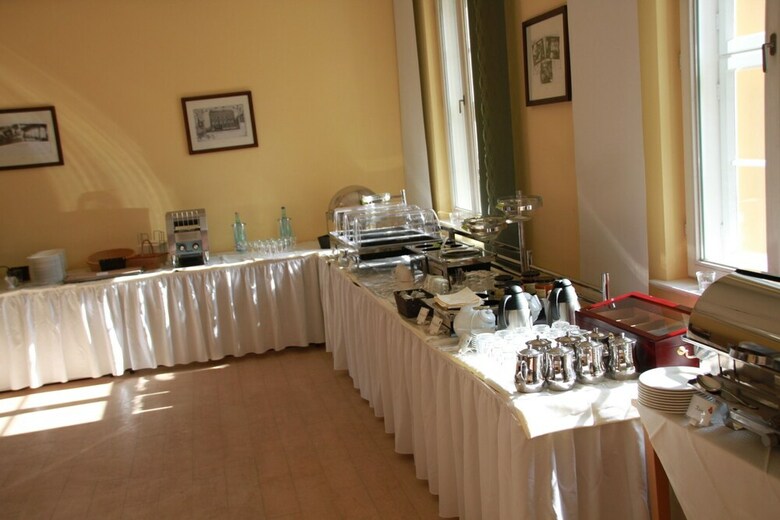 Hotel Vierseithof Luckenwalde