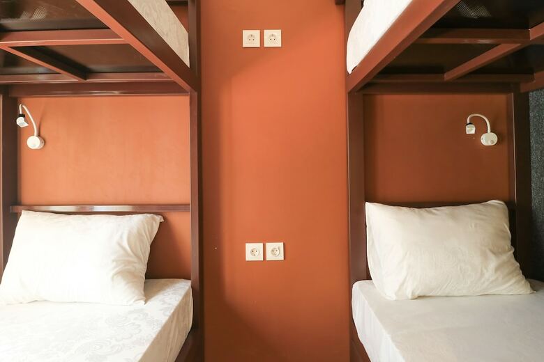 Hostal Gelatik Bed And Breakfast - Hostel