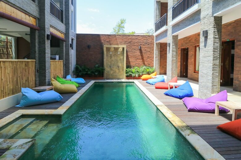 Hostal Gelatik Bed And Breakfast - Hostel