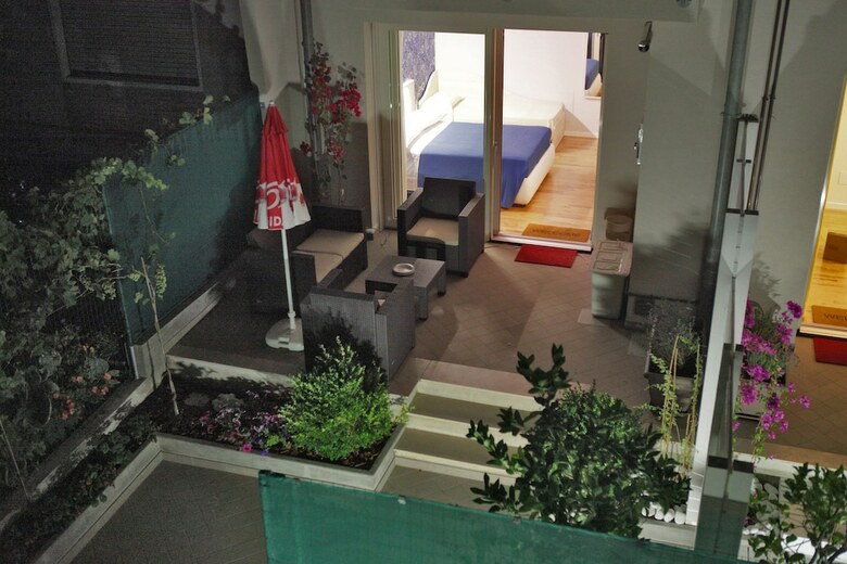 B&B Villa Pini - Near G7