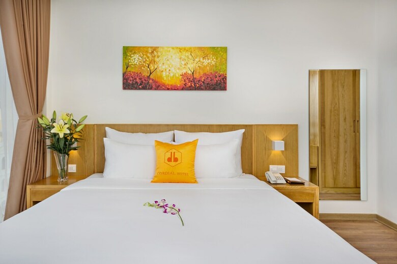 Cordial Hotel