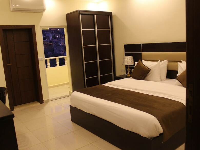 Shaqilath Hotel