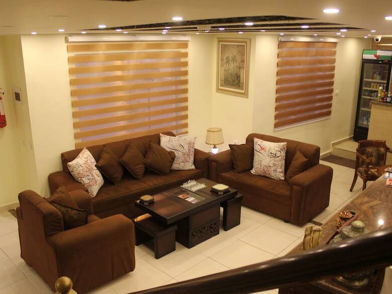Shaqilath Hotel