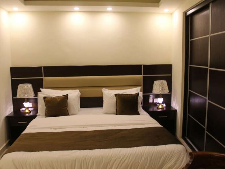 Shaqilath Hotel
