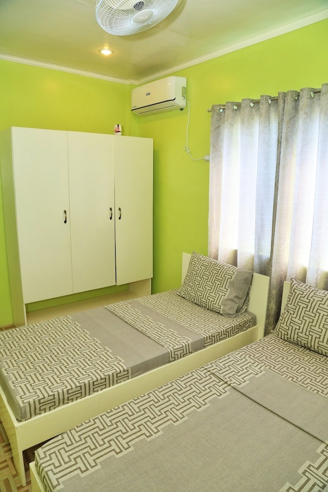 Hotel Magnfred's Place Batanes
