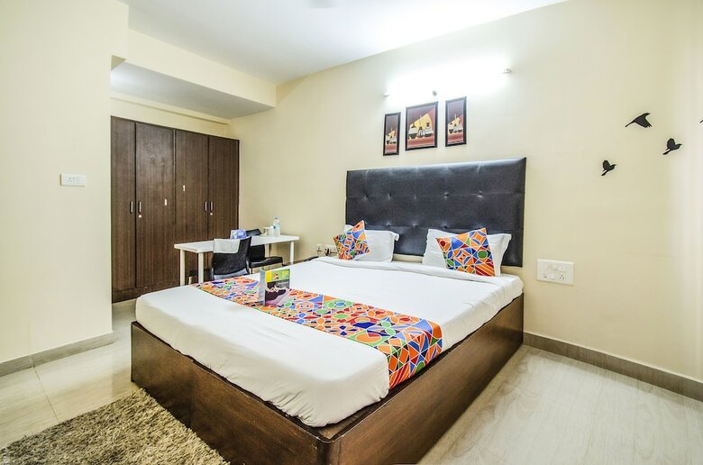 Hotel Fabexpress Namo Suites