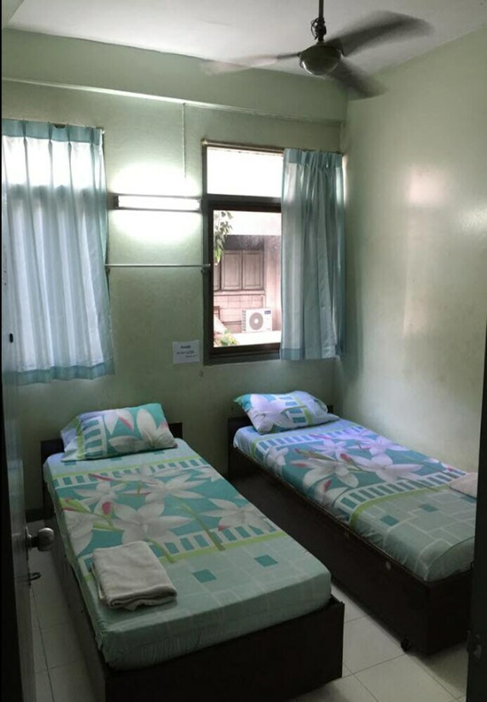 Hotel Nat 2 Guest House