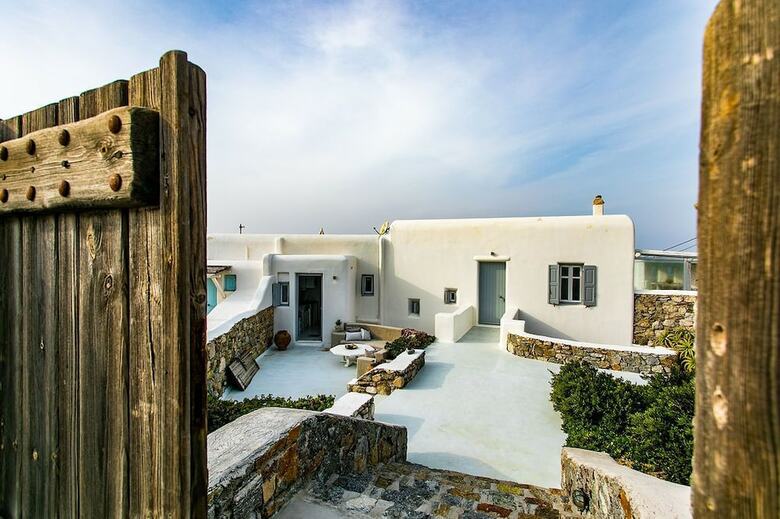 Villa Cleo By The Pearls Collection