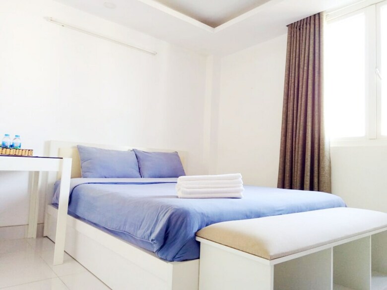Aparthotel M-h Apartment Hotel