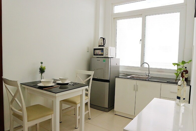 Aparthotel M-h Apartment Hotel