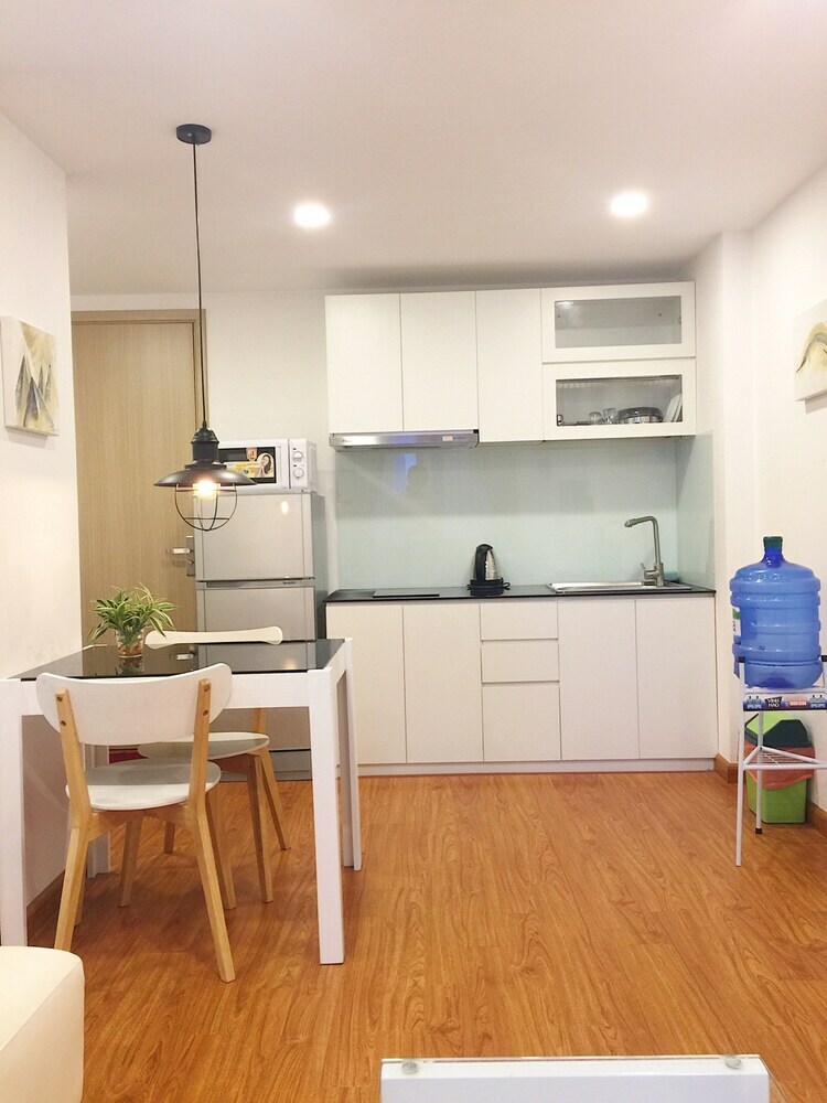 Aparthotel M-h Apartment Hotel