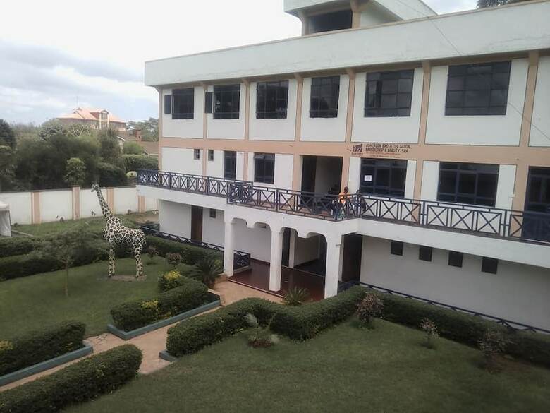 Hotel Levilla Gardens Resort & Spa