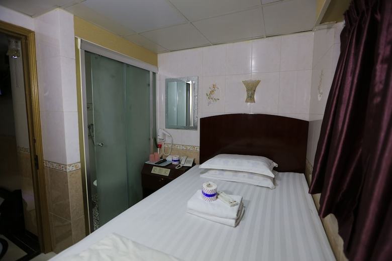Hotel Everest Hostel Block E