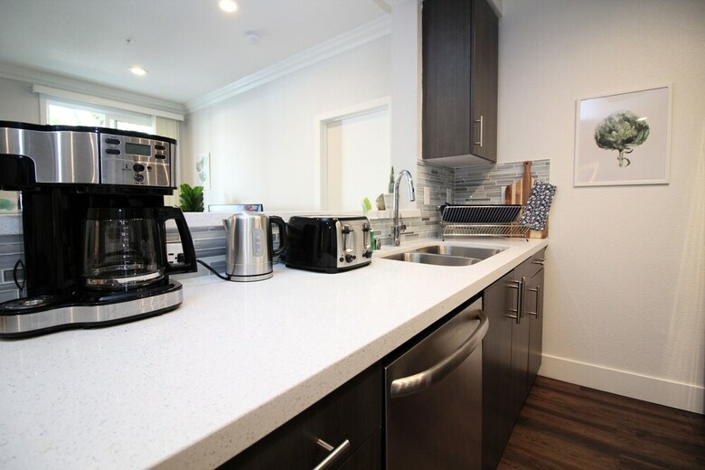 Apartamentos La Westwood Deluxe Suites