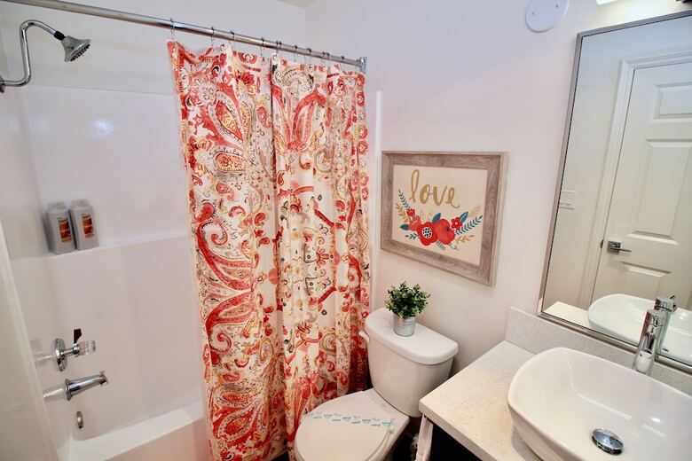 Apartamentos La Westwood Deluxe Suites