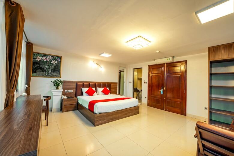 Westlake Tay Ho Hotel